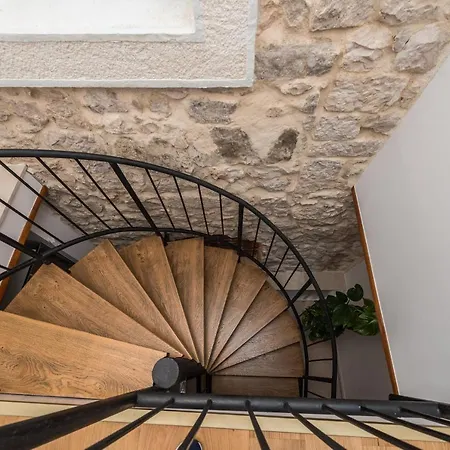 Antica Villa *